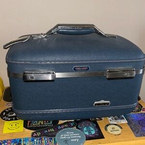 Vintage American Tourister Blue Travel Bag